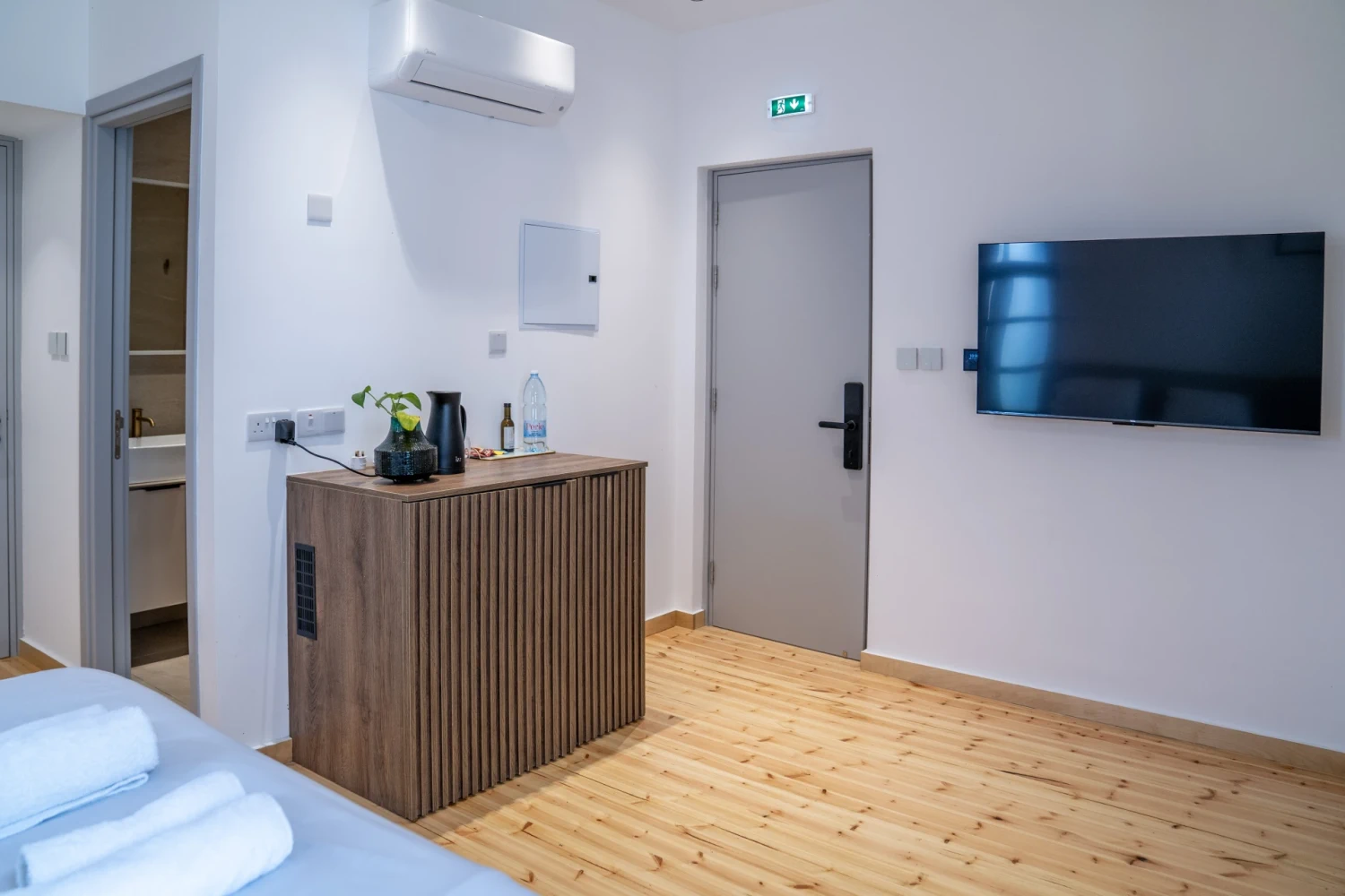 Nausica_Room_Larnaca_21