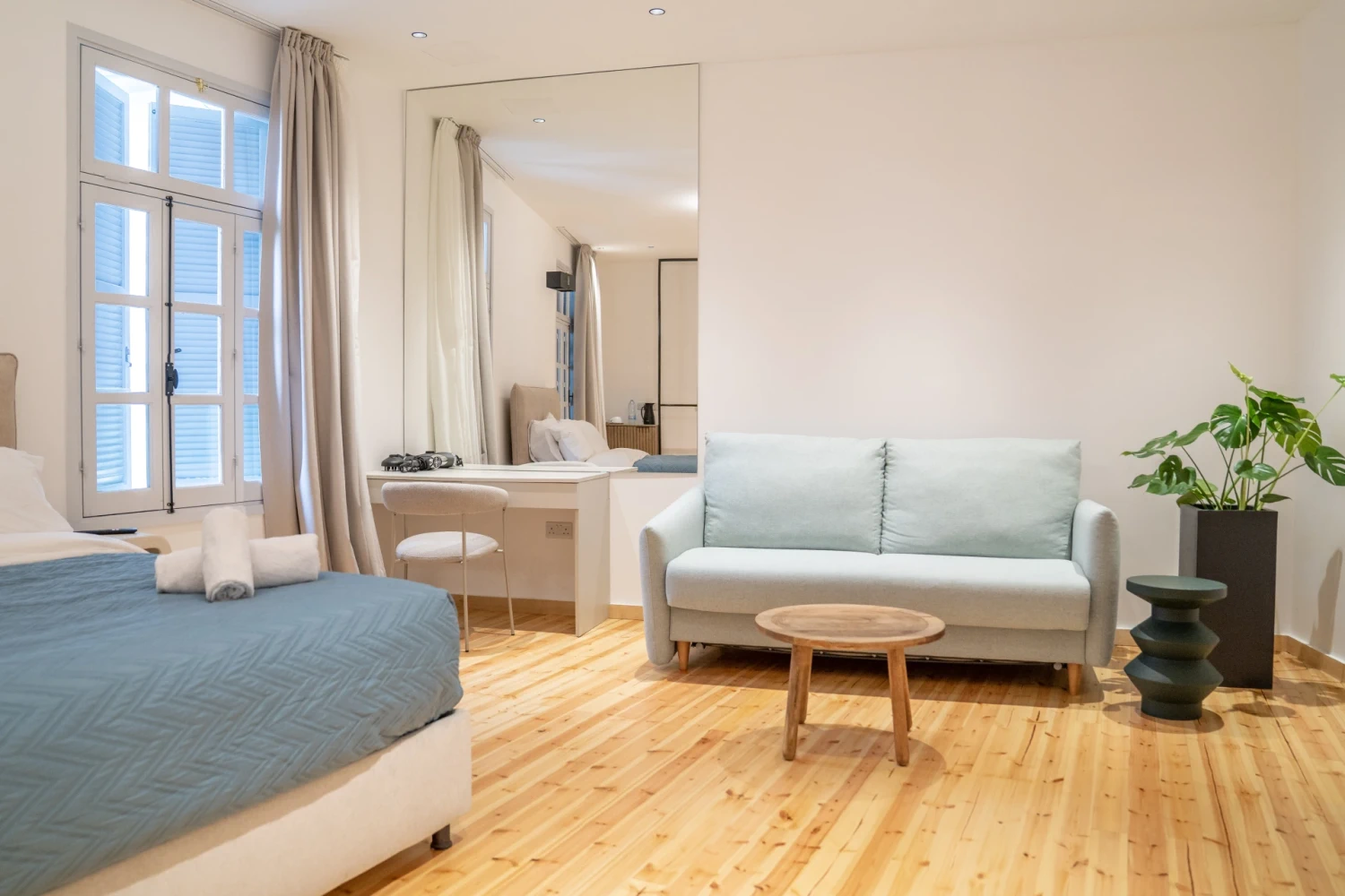 Penelope_Room_Larnaca_08