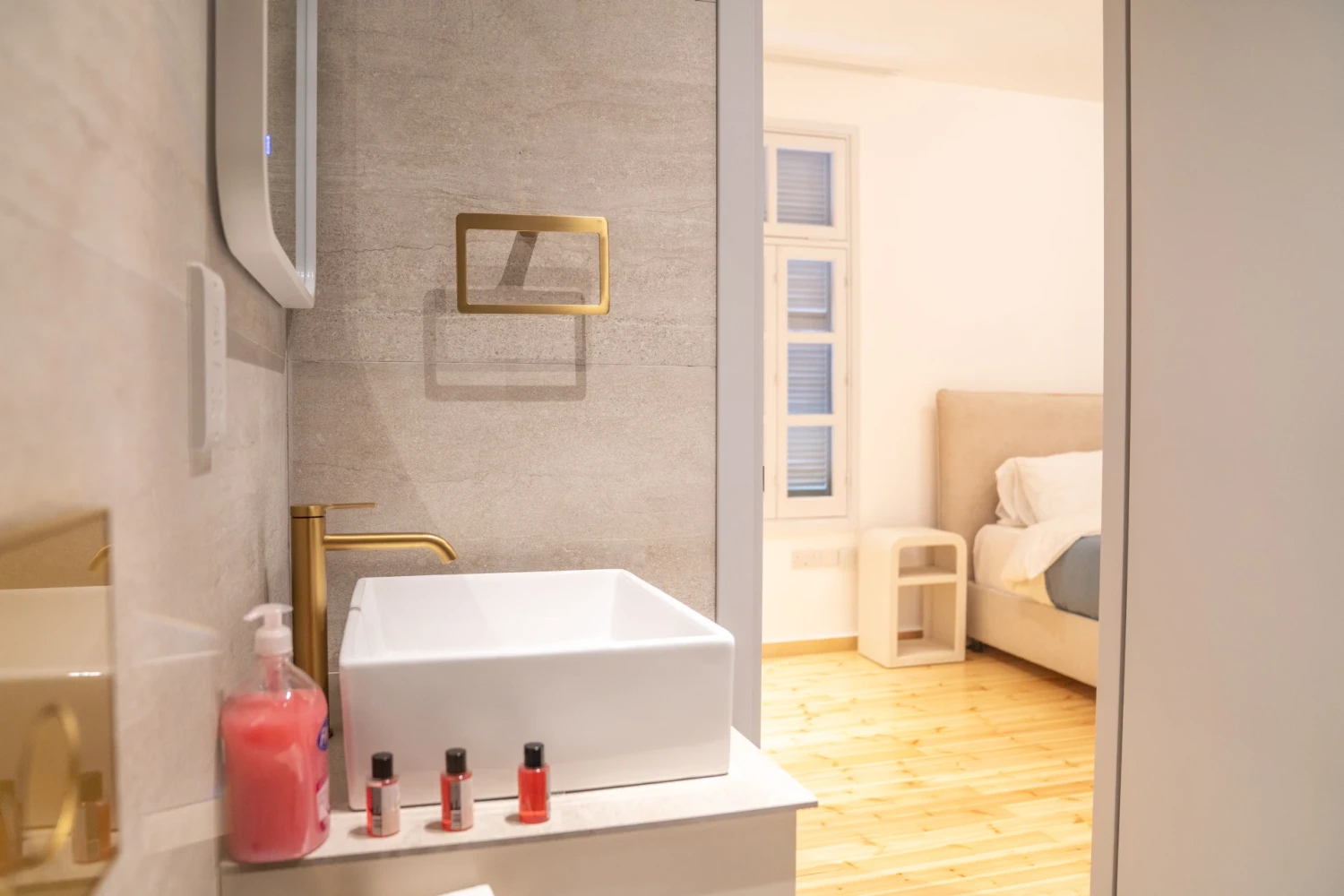 Penelope_Room_Larnaca_12